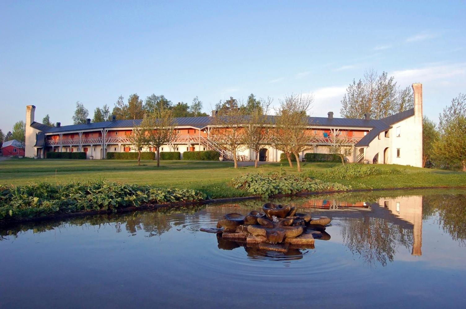 Ytterjaerna Hotell & Konferens Kültér fotó